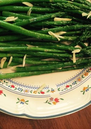 A picture of Quick Garlic Asparagus.