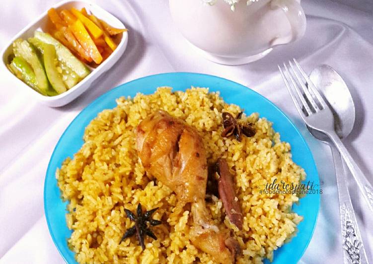 Nasi kebuli ayam rice cooker