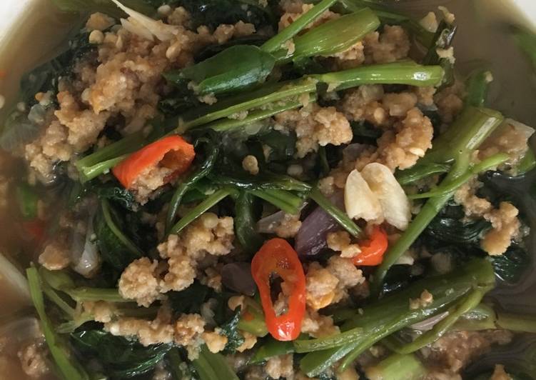 Tumis Kangkung Oncom