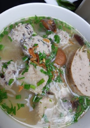 Hình của món Bún mộc.