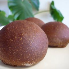 A picture of Macrobiotic Cocoa Bread.