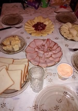 Una foto de Picada previa de Navidad