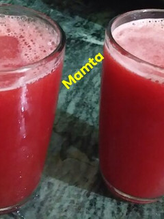 तरबूज का जूस (tarbuj ka juice recipe in Hindi) रेसिपी मुख्य फोटो