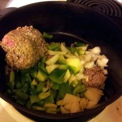 A picture of Ms. Kipper's Meat Mix.
