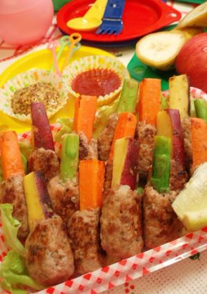 A picture of Hamburger Steak Sticks Shaped Like Horsetails.