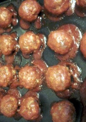 A picture of Grandma's Sweet & Sour meatballs.