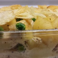 A picture of Moms Famous Tuna Fish Casserole.
