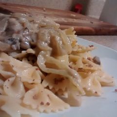 A picture of College stroganoff.