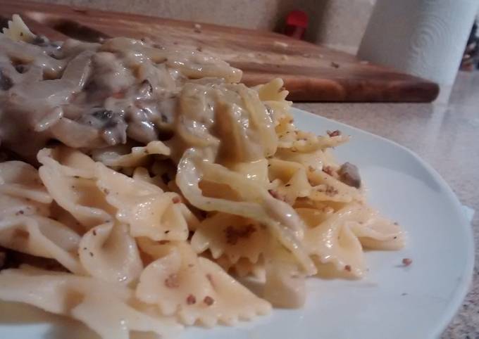 College stroganoff