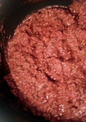 A picture of Storm Spaghetti sauce (single man spaghetti).