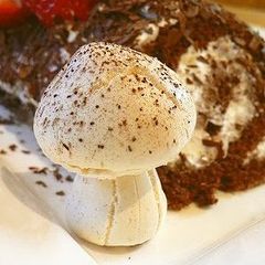 A picture of Meringue Mushroom for Buche de Noel (Yule Log).