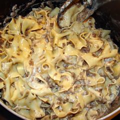 A picture of taisen's beef stroganoff.