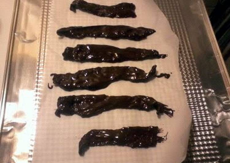 DARK CHOCOLATE COVERED BACON