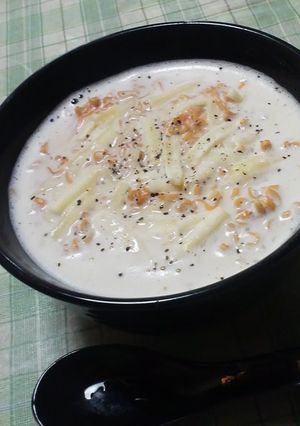 A picture of Rich Creamy Chicken Ramen.