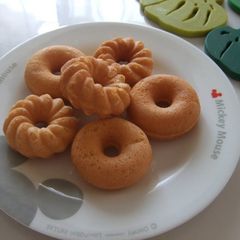 A picture of Baked Okara Mini Donuts.