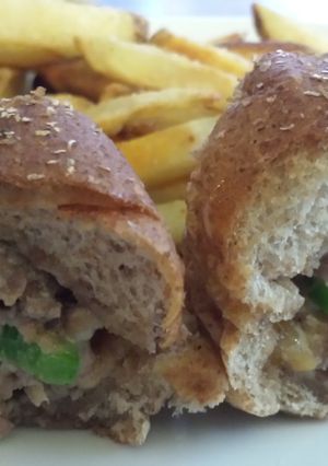 A picture of Hawaiian Burger.