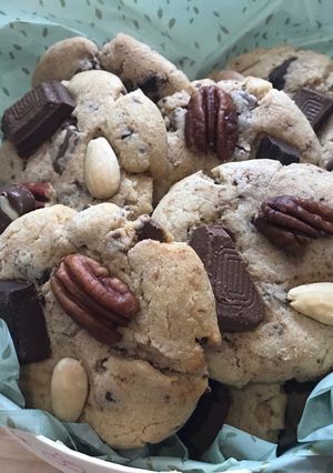 Une photo de Cookies Moelleux au Chocolat et Fruits secs
