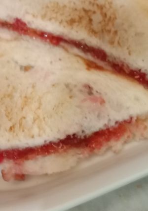 A picture of Bread Jam Slice.