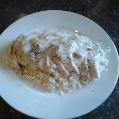 A picture of Lisa's Chicken with White Wine Sauce.