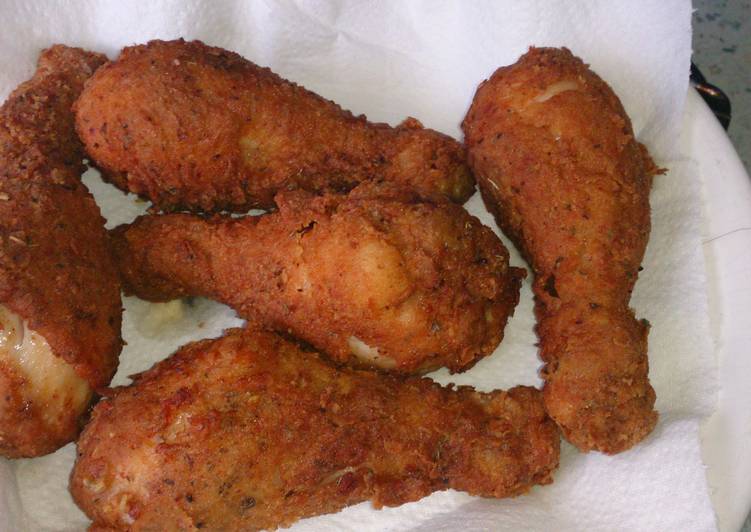 Steps to Make Quick Pinguy&#39;s Fried Chicken - KFC Style Chicken Recipe