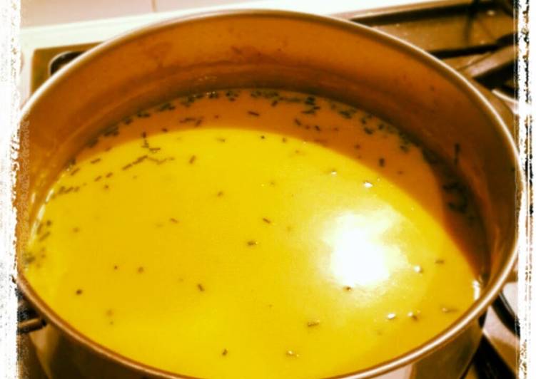 Easy Pumpkin, leek and potato soup