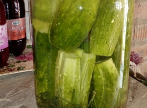 Kovászos uborka házilag recept fotója