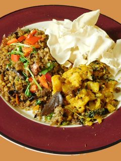 பாதாம் சுவை கூடிய காளான் புலவ் (Almond flavored mushroom pulao recipe in tamil) செய்முறை முக்கிய புகைப்படம்