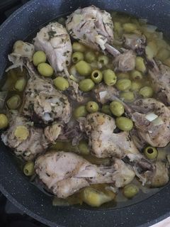 صورة لوصفة طاجن الدجاج و الزيتون