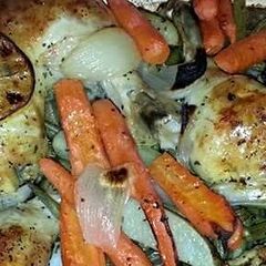A picture of Baked Lemon Chicken & Roasted Veggies.