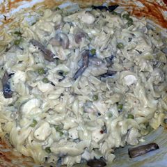 A picture of easy creamy chicken pasta.