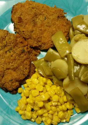 A picture of Baked pork chops.