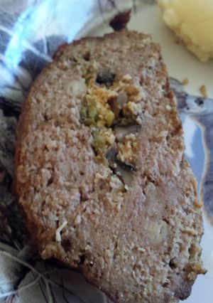 A picture of Crock pot stuff meatloaf.