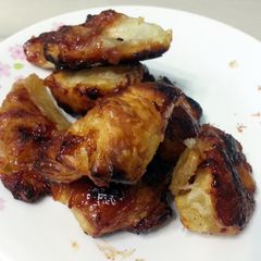 A picture of LG STRAWBERRY MINI PUFF( VEGAN AND KIDS ).