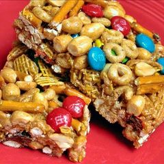A picture of Sweet and Salty Cereal Bars.