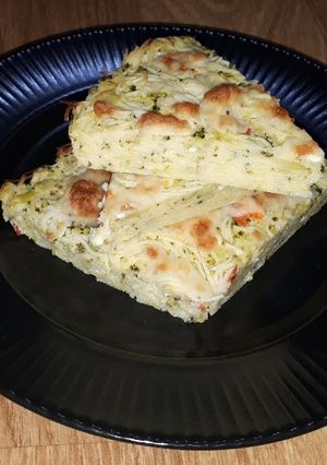 O poză a rețetei Tartă din fidea cu broccoli și feta.