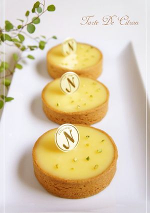 A picture of Tart de Citron.
