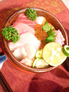 A picture of Easy Extravagant Seafood Don.