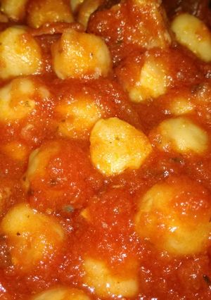 Una foto de Garbanzos con tomate