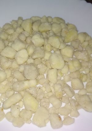 A picture of Murgi chena Indian sweet.