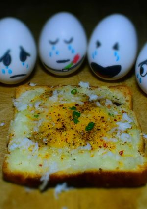 A picture of Cheesy Baked Egg Toast.