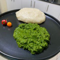 A picture of Chigwada (Cassava leaves in groundnut flour).
