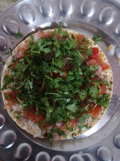 મસાલા પાપડ (Masala Papad Recipe In Gujarati) રેસીપી મુખ્ય ફોટો