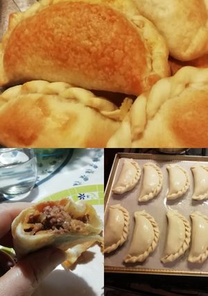 Una foto de Empanadas de carne jugosas