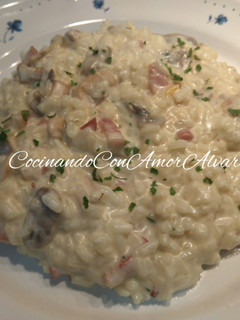 Una foto de Arroz con champiñones