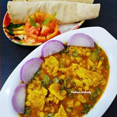 A picture of Chana Dal Egg Tadka.
