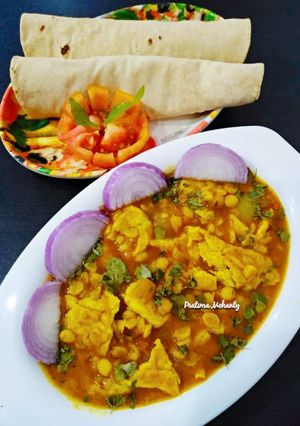 A picture of Chana Dal Egg Tadka.