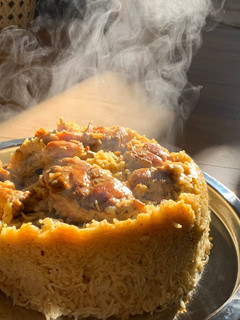 A picture of Maqluba (مقلوبة).