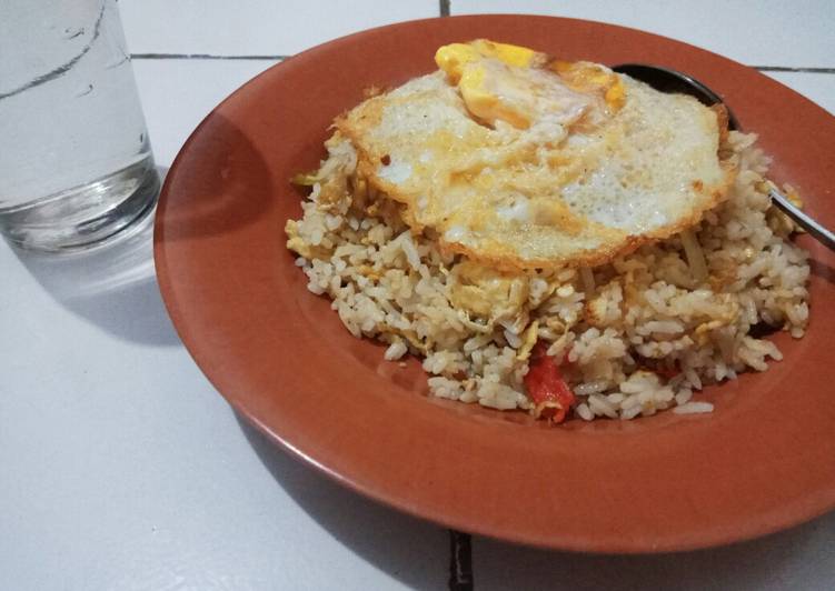 Resep Nasi goreng kencur telur mata sapi Anti Gagal