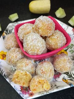 खीरा का लड्डु (Kheera ka Ladoo ki recipe in hindi) रेसिपी मुख्य फोटो