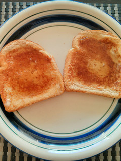 A picture of French Toast.